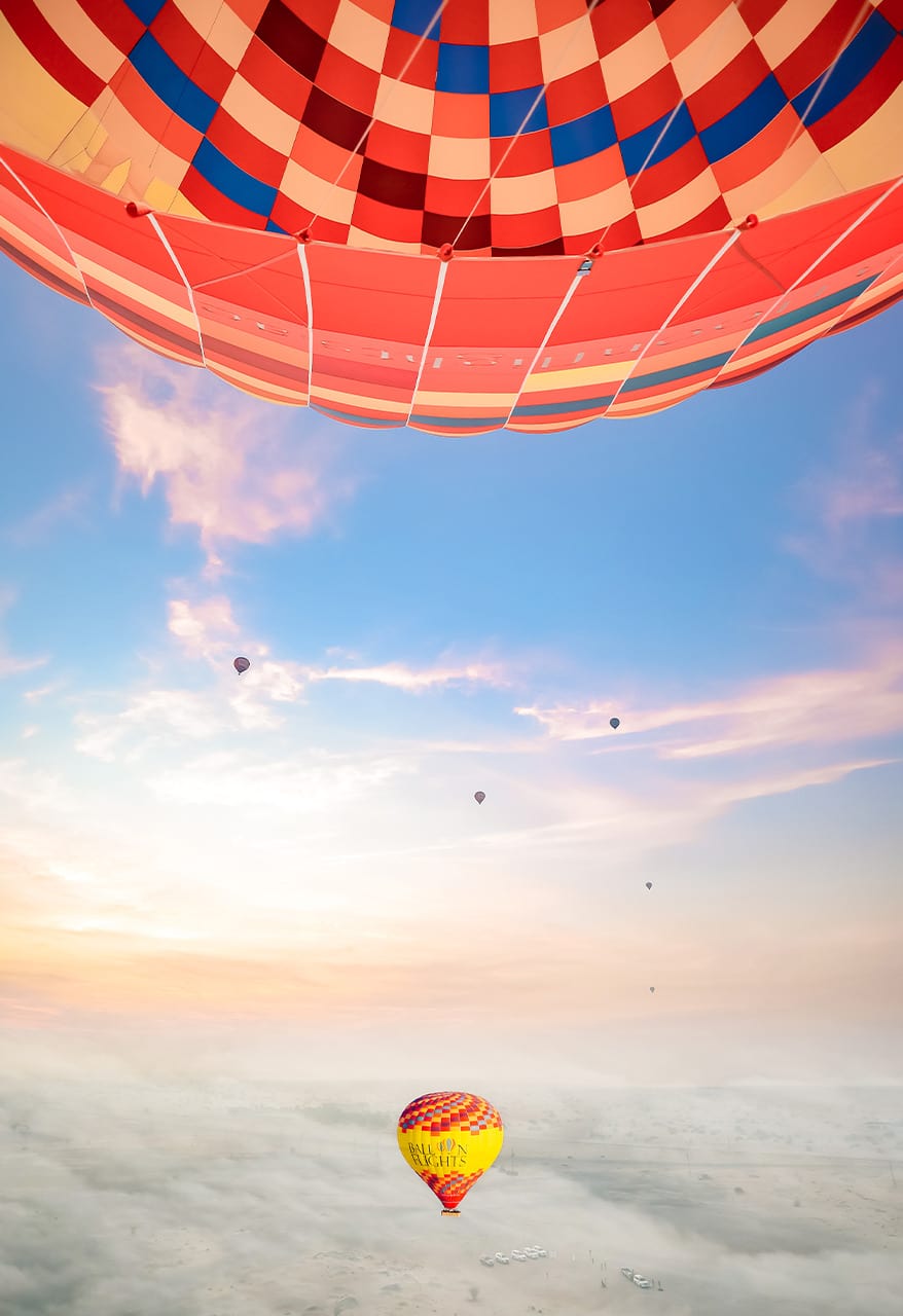 Hot Air balloon at Sea of clouds