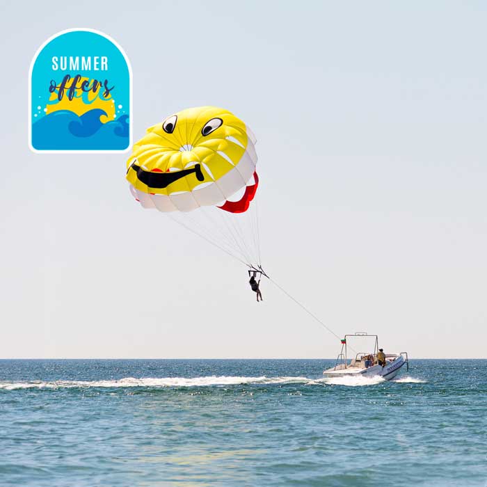 Abu Dhabi Parasailing