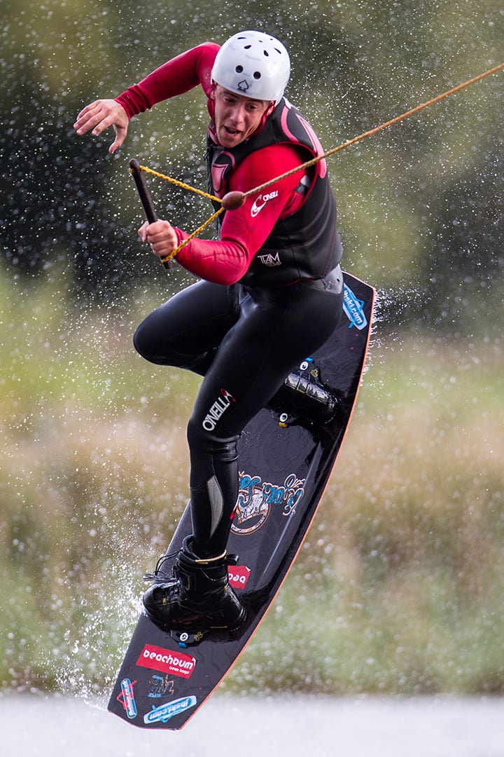 Wakeboarding Thrills in Dubai