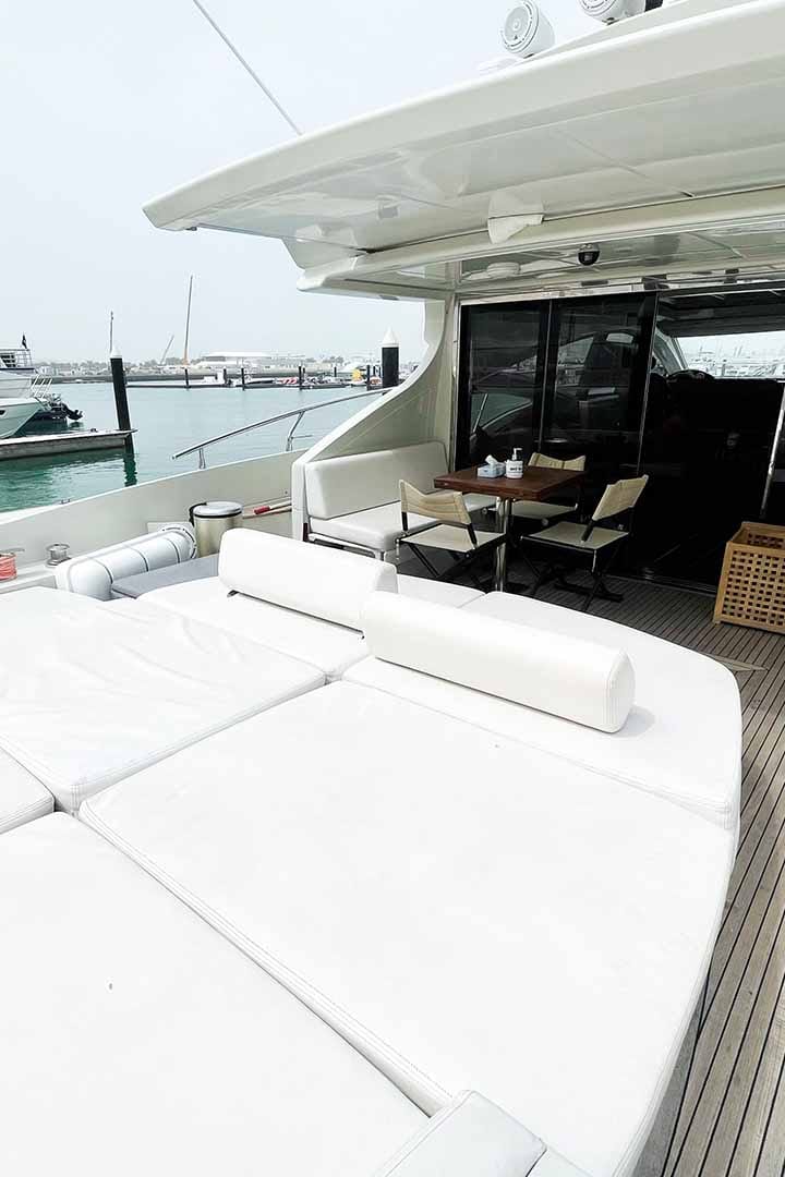 Sky Walker Sura Yacht