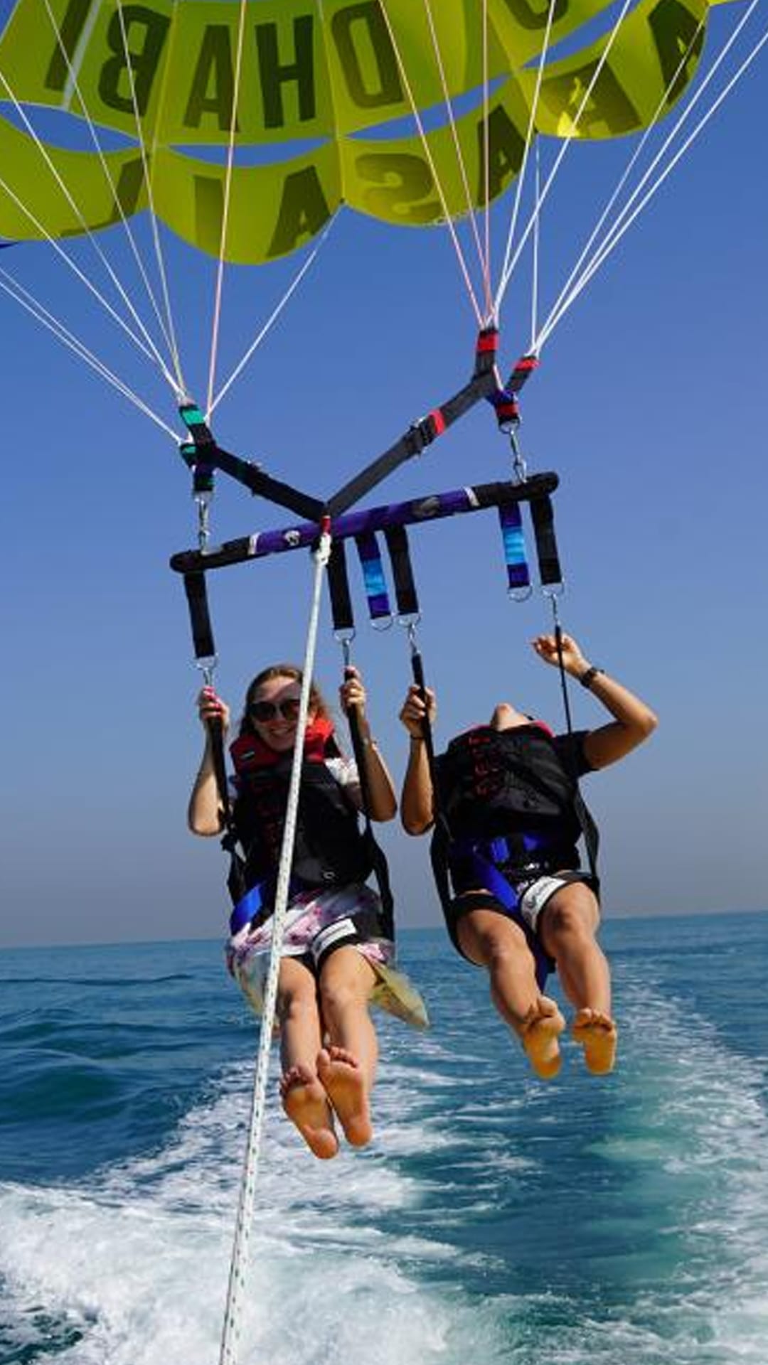 Abu Dhabi Parasailing