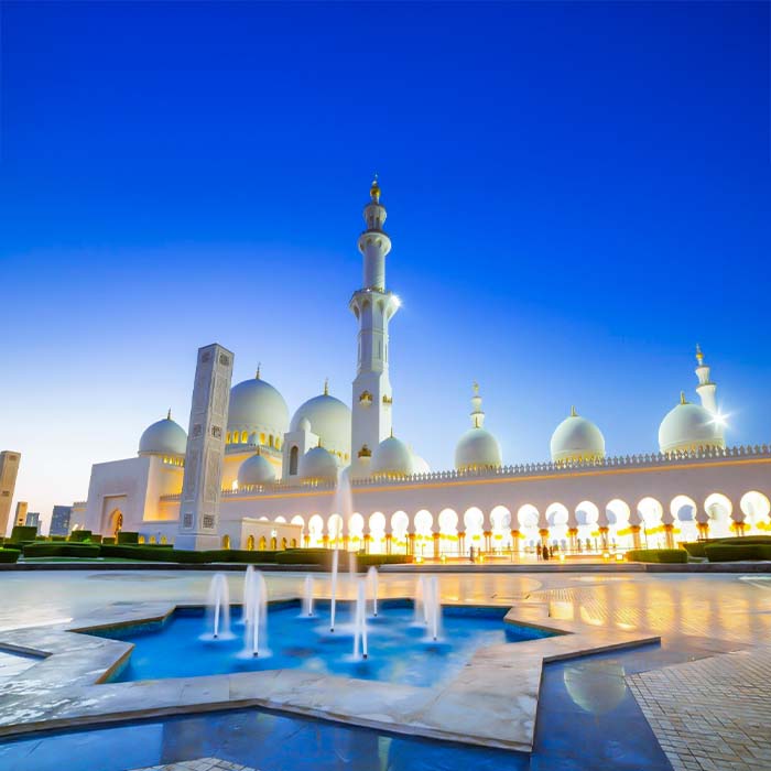 Navigating to the Abu Dhabi Ferrari World Tour with Sheikh Zayed Grand Mosque – Day Trip from Dubai