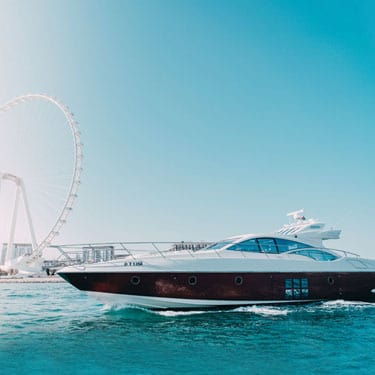 Переход к Sky Walker Sura Yacht