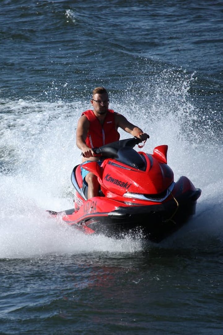 Jet Ski in Abu Dhabi