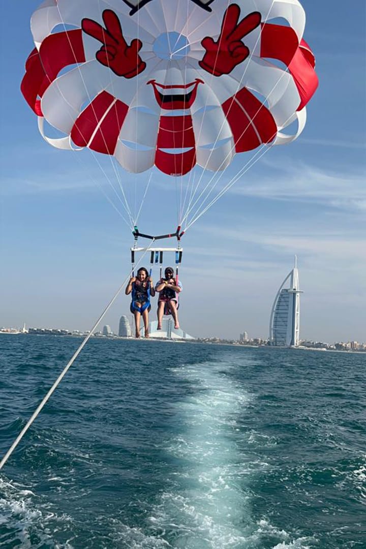 Dubai Luxury Parasailing