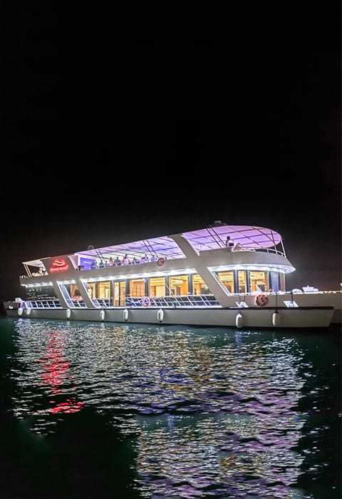 xclusive yacht dinner cruise