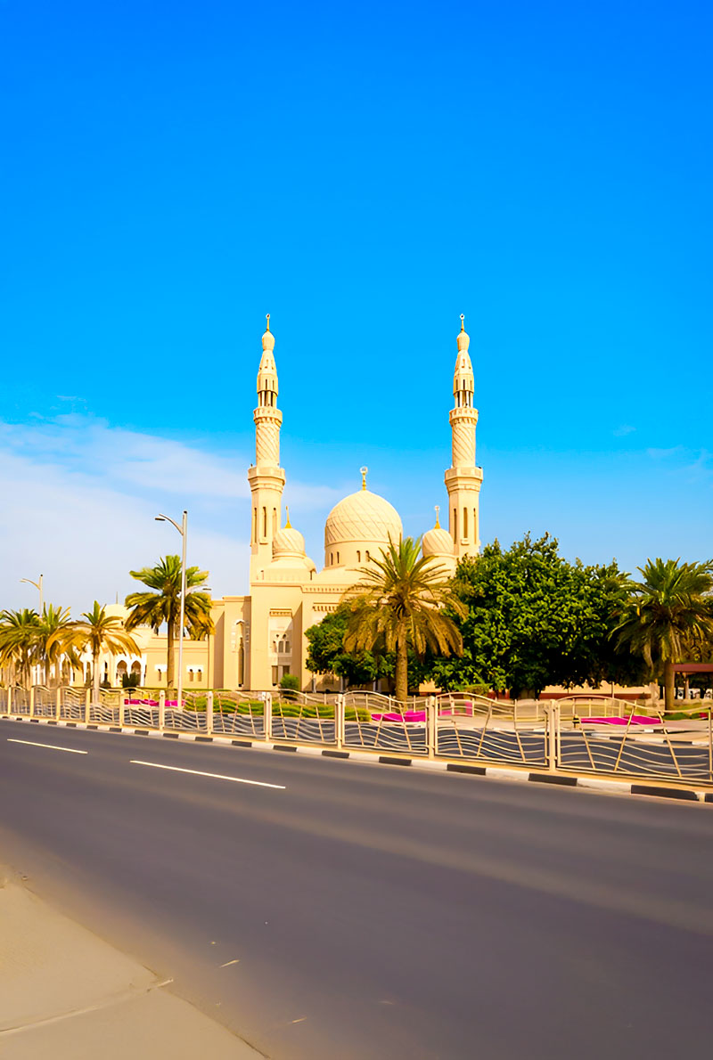 Dubai 3-Night Holiday Package – City Tour, Desert Safari & Cruise